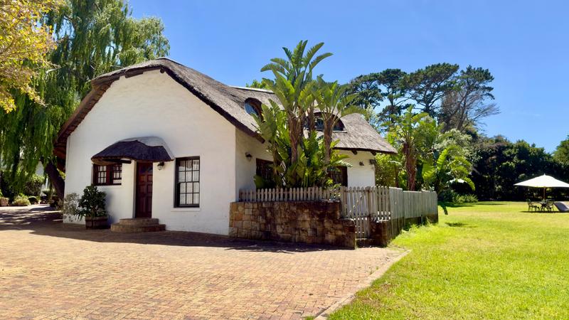 9 Bedroom Property for Sale in Hout Bay Western Cape
